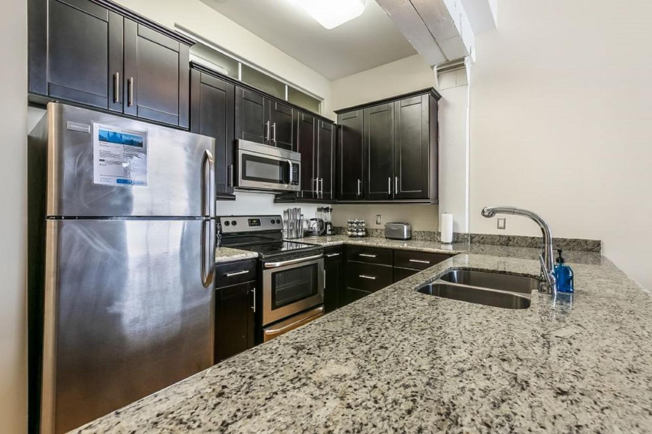 Beautiful Condos Steps From French Quarter And Bourbon St New Orleans Luaran gambar